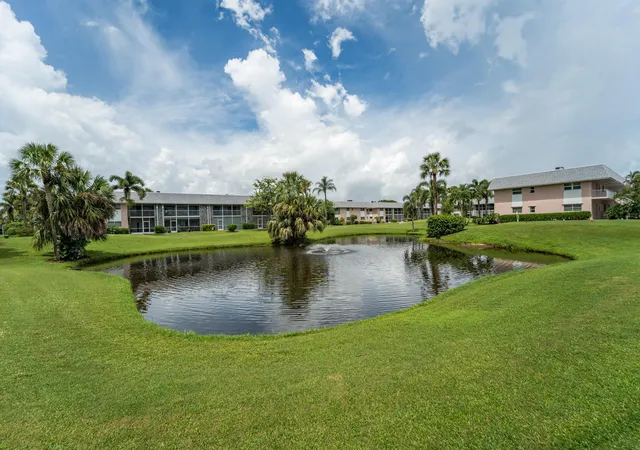 Photo 3 of Condo for sale at 18081 Se Country Clb Dr #132, Jupiter, FL 33469 | MLS# B26029699 | Listing updated on 2026-09-11