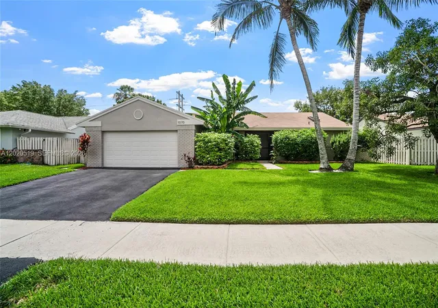 1st image of 1070 Cedar Creek Wy, Davie, FL 33325 | MLS# A12020519