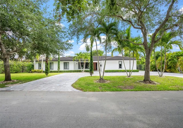 2nd image of 7200 Sw 107th Ter, Pinecrest, FL 33156 | MLS# A12016980