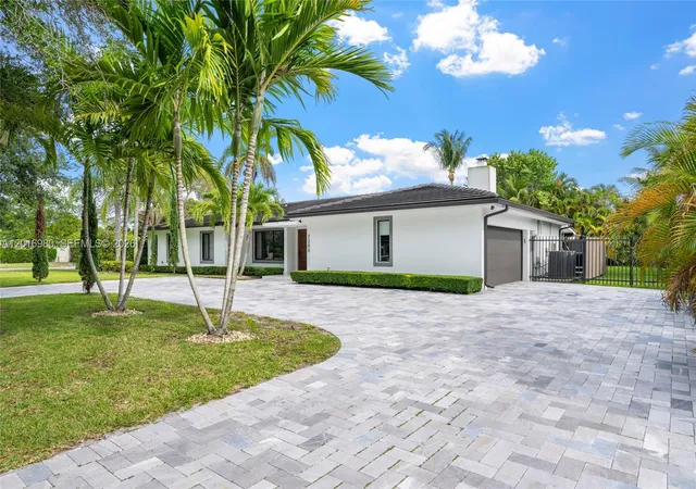 5th image of 7200 Sw 107Th Ter, Pinecrest, FL 33156 | MLS# A12016980