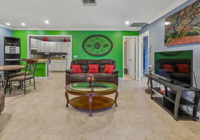 Photo 4 of Condo for sale at 5773 La Paseos Dr #D-2, Greenacres, FL 33463 | MLS# B26029759 | Listing updated on 2026-09-23