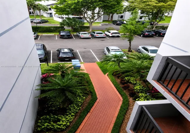 2nd image of 13255 Sw 88Th Ln, Miami, FL 33186