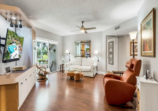 Photo 2 of Single family home for sale at 9204 Nw 9th Court, Plantation, FL 33324 | MLS# B26029869 | Listing updated on 2026-09-23
