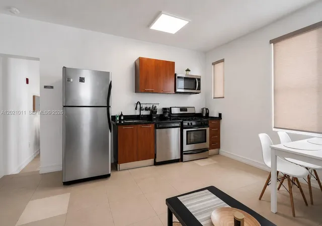 Homes for sale in Miami Beach, FL | 500 14Th St, Miami Beach, FL 33139