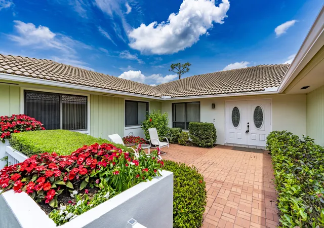 2nd image of 1543 Sw Troon Cir, Palm City, FL 34990 | MLS# B26029890