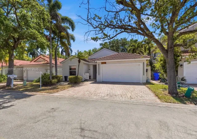 2nd image of 3464 51st St, Fort Lauderdale, FL 33312 | MLS# A12020754