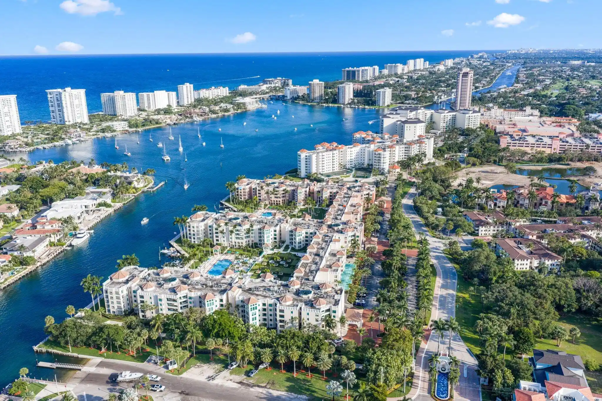 Listing Photo 1 - Condo for sale in 100 Se 5Th Ave located at 100 Se 5Th Ave, Boca Raton, FL 33432 - Unit #106