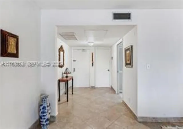 3rd image of 3800 Oaks Clubhouse Dr #307, Pompano Beach, FL 33069 | MLS# A12020513