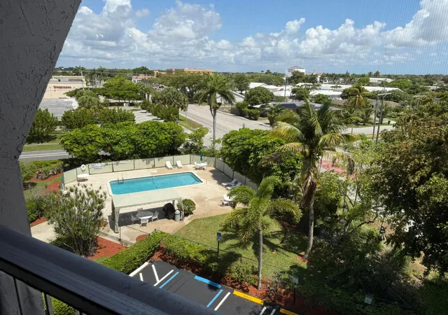 4th image of 505 Spencer Dr #410, West Palm Beach, FL 33409 | MLS# B26029965
