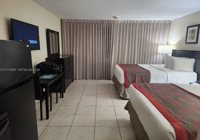 5th image of 19201 Collins Ave #1028, Sunny Isles Beach, FL 33160 | MLS# A12018880
