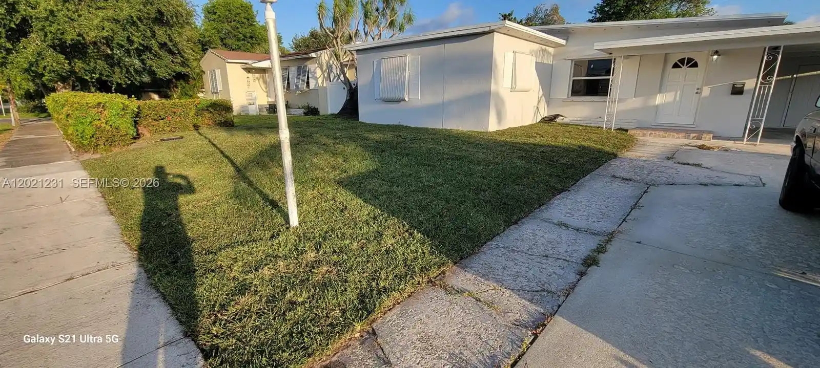 Photo 1 of Single family home for sale at 142 Se 4th Avenue, Boynton Beach, FL 33435 | MLS# A12021231 | Listing updated on 2026-10-26