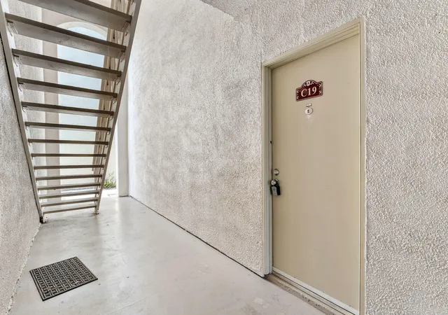 2nd image of 1500 N Congress Ave N, West Palm Beach, FL 33401