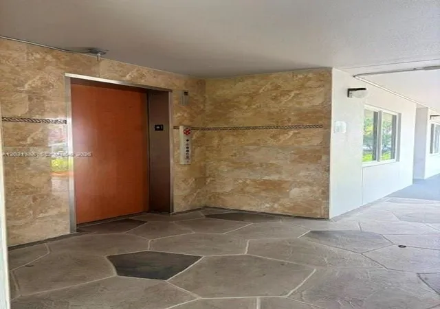 3rd image of 1300 Sw 125Th Ave, Pembroke Pines, FL 33027