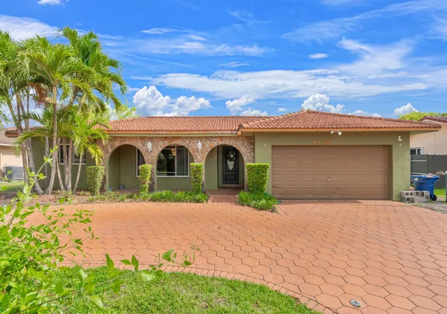 Homes for sale in Miami Gardens, FL | 1440 Nw 207Th St, Miami Gardens, FL 33169 | MLS# B26030134