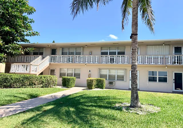 Photo 1 of Condo for sale at 14 Easthampton A, West Palm Beach, FL 33417 | MLS# B26030137 | Listing updated on 2026-10-06