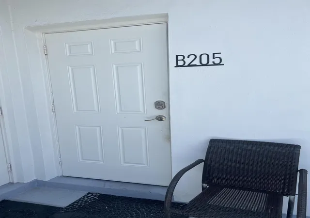 Photo 3 of Condo for sale at 322 Harding St #B205, Hollywood, FL 33019 | MLS# B26030146 | Listing updated on 2026-09-29