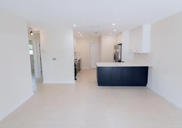 Photo 2 of House for sale at 1867 Windsor Dr, North Palm Beach, FL 33408 | MLS# B26030229 | Listing updated on 2026-09-23