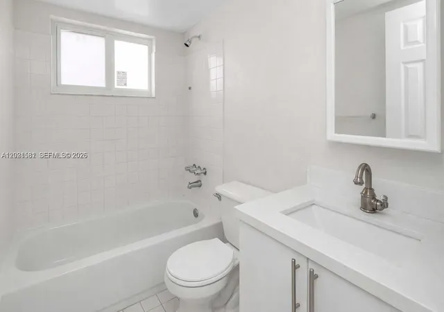 4th image of 505 Nw 177Th St #126, Miami Gardens, FL 33169 | MLS# A12021581