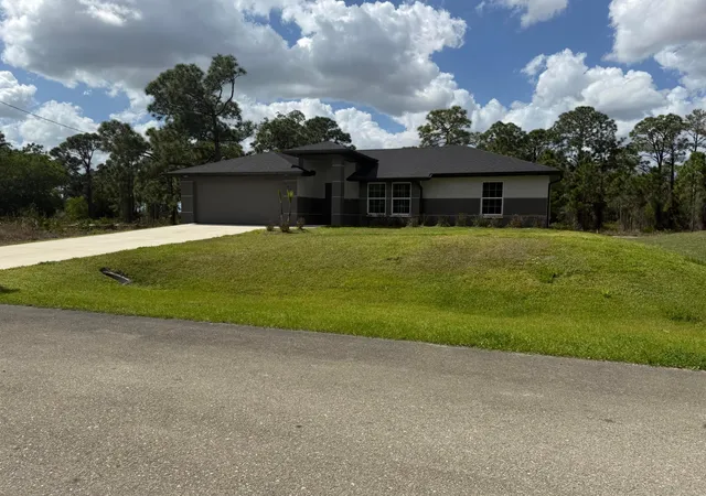 2nd image of 1046 S Cheney Ave Ave S, Lehigh Acres, FL 33974 | MLS# B26030289