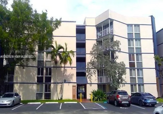 2nd image of 7075 Nw 186th St #C207, Hialeah, FL 33015 | MLS# A12021574