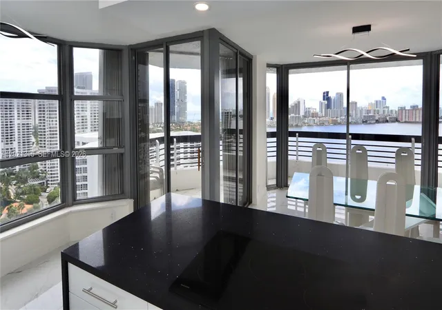 2nd image of 3530 Mystic Pointe Dr #2510, Aventura, FL 33180 | MLS# A12021315