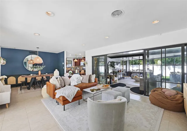 4th image of 2157 NE 61st Court, Fort Lauderdale, FL 33308 | MLS# B26030514