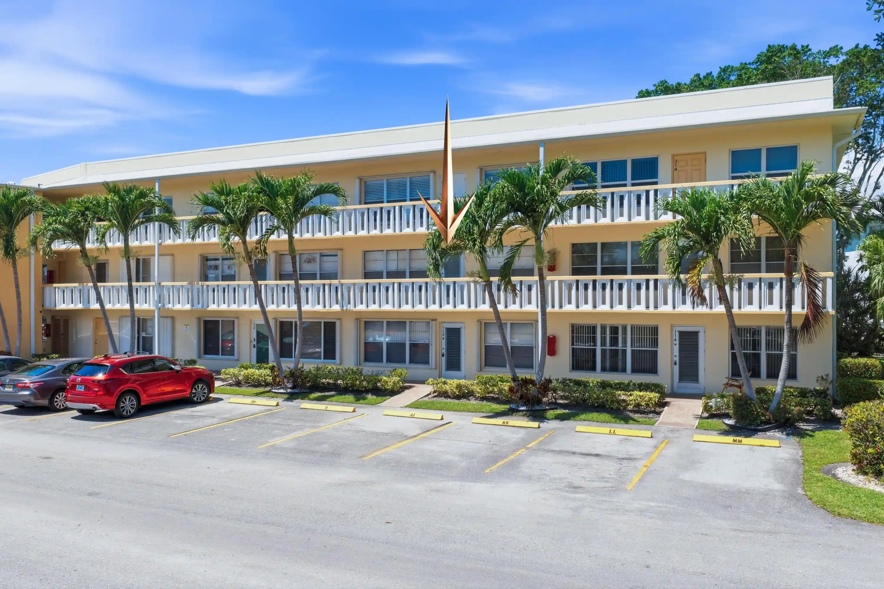 Photo 1 of Condo for sale at 213 Wellington E, West Palm Beach, FL 33417 | MLS# B26030589 | Listing updated on 2026-10-27