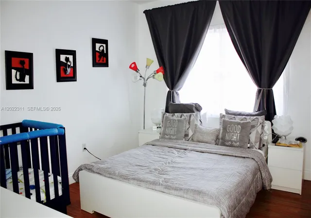 4th image of 18555 Ne 14Th Ave #702A, Miami, FL 33179 | MLS# A12022311