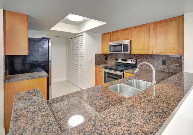 Photo 3 of Condo for sale at 9244 W Atlantic Blvd #1222, Coral Springs, FL 33071 | MLS# B26030661 | Listing updated on 2026-09-09