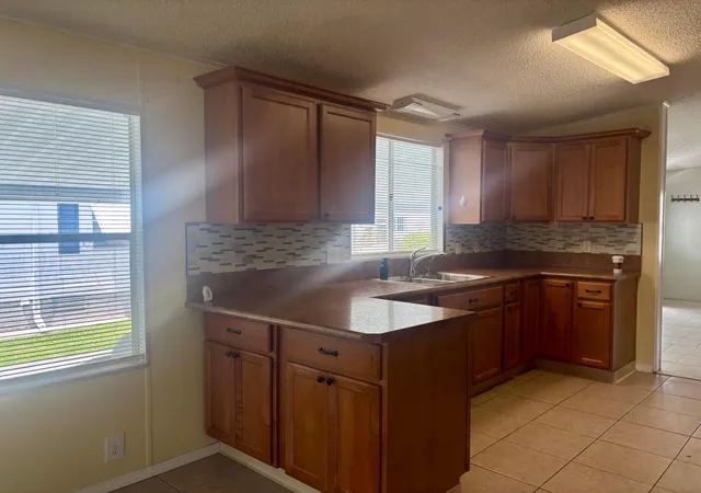 3rd image of 1586 Sw 35Th Cir, Okeechobee, FL 34974 | MLS# B26030666