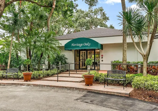 30th image of 9927 Se Canary Palm Wy, Jupiter, FL 33469 | MLS# B26030725
