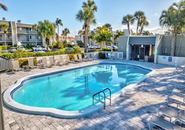 Homes for sale in Lake Worth, FL | 4090 Tivoli Ct #208, Lake Worth, FL 33467 | MLS# B26030763