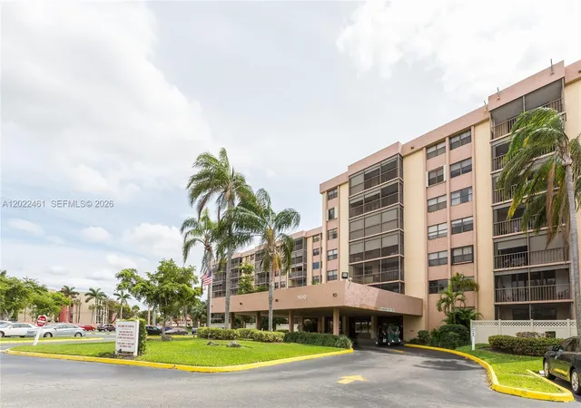 Homes for sale in Miami, FL | 900 Ne 195Th St #618, Miami, FL 33179 | MLS# A12022461