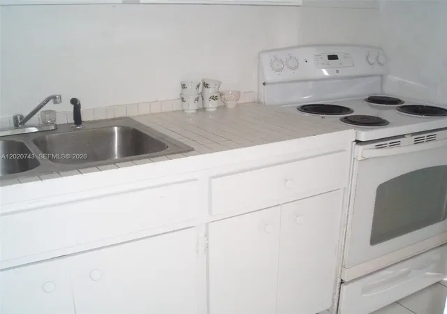 Homes for sale in Cutler Bay, FL | 9760 Sw 184th St #16D, Cutler Bay, FL 33157 | MLS# A12020743