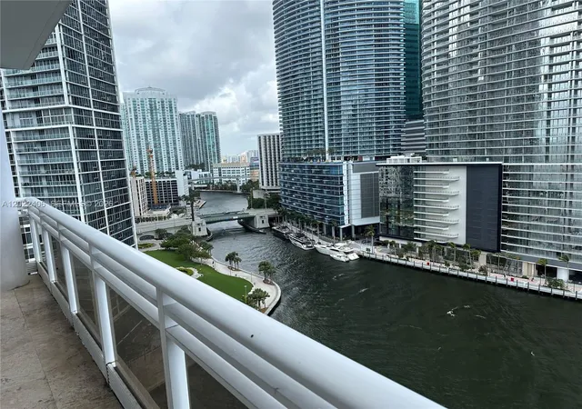 Homes for sale in Miami, FL | 901 Brickell Key Blvd #2005, Miami, FL 33131 | MLS# A12022406