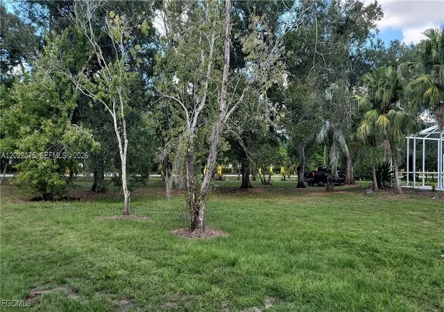 Homes for sale in North Fort Myers, FL | 7820 N Rich Rd, North Fort Myers, FL 33917 | MLS# A12022375