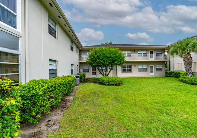 Photo 1 of Condo for sale at 3 Lake Vista Trl #203, Port St Lucie, FL 34952 | MLS# B26031019 | Listing updated on 2026-10-05