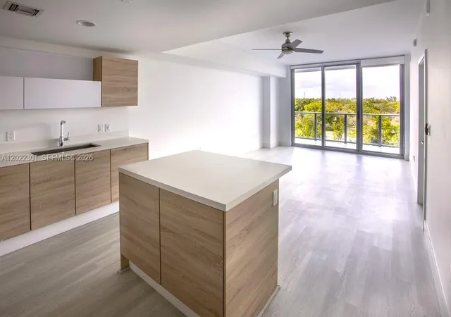 5th image of 16385 N Biscayne Blvd #403, Aventura, FL 33160 | MLS# A12022301
