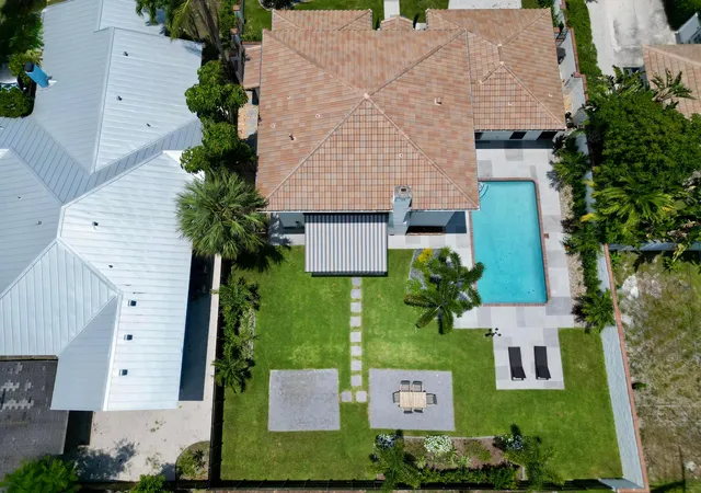 2nd image of 308 Greymon, West Palm Beach, FL 33405 | MLS# B26031052