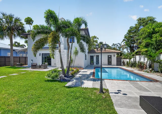 3rd image of 308 Greymon, West Palm Beach, FL 33405 | MLS# B26031052