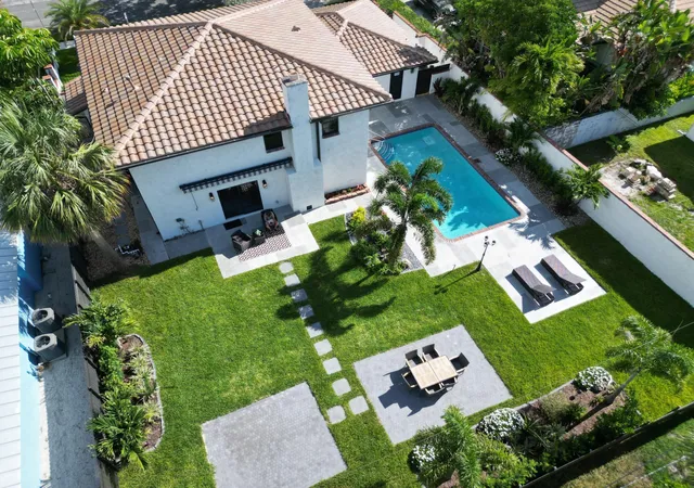 4th image of 308 Greymon, West Palm Beach, FL 33405 | MLS# B26031052