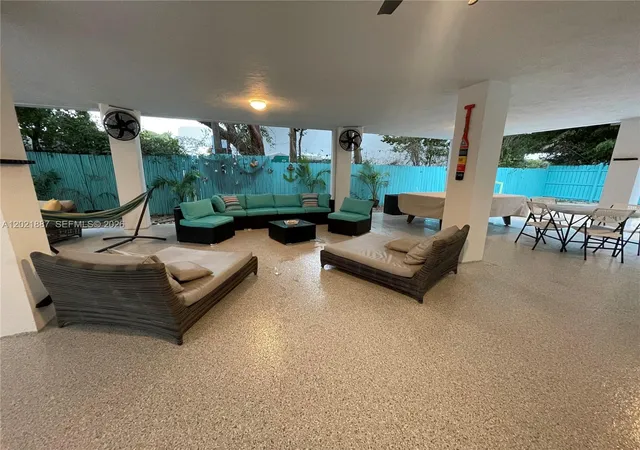 5th image of 414 Coconut Dr, Key Largo, FL 33037 | MLS# A12021887