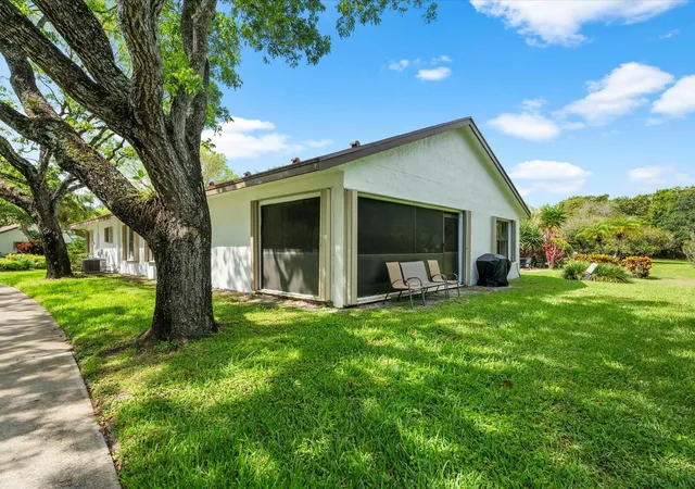 Photo 3 of Single family home for sale at 2495 Dawn Tree Ter, Coconut Creek, FL 33063 | MLS# B26031096 | Listing updated on 2026-09-23