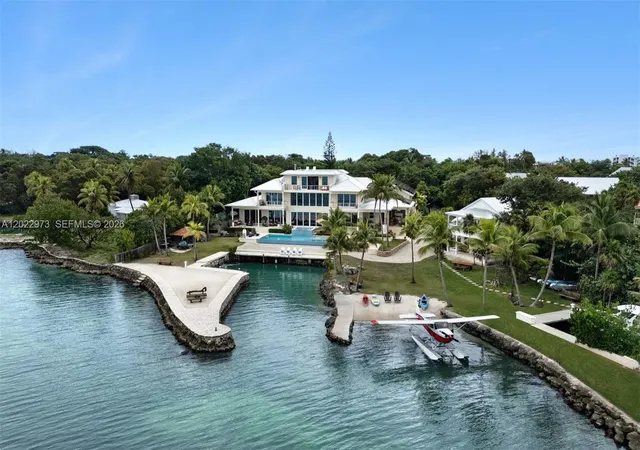3rd image of 82768 Overseas Hwy, Islamorada, FL 33036 | MLS# A12022973