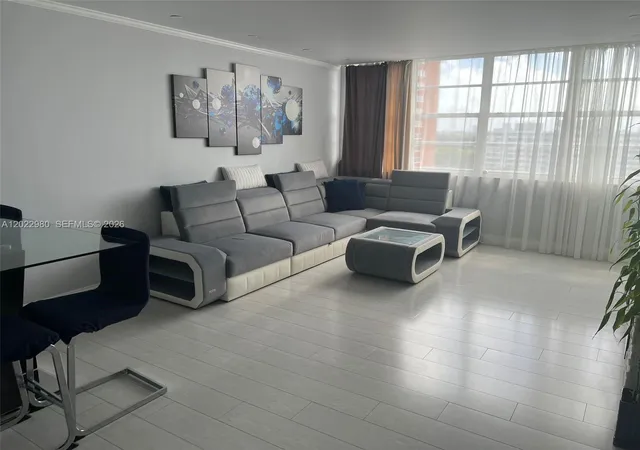 3rd image of 1301 Ne Miami Gardens Dr #1013W, Miami, FL 33179 | MLS# A12022980
