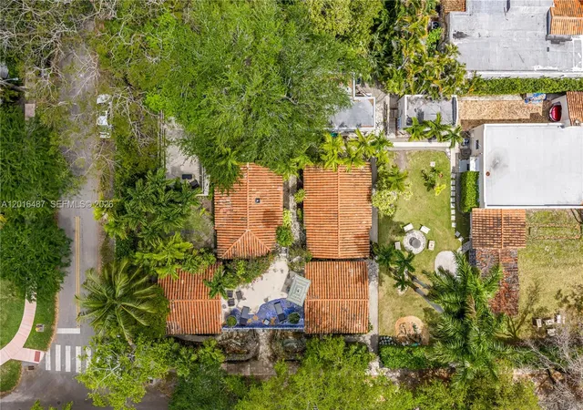 4th image of 1301 Milan Ave #3, Coral Gables, FL 33134 | MLS# A12016487