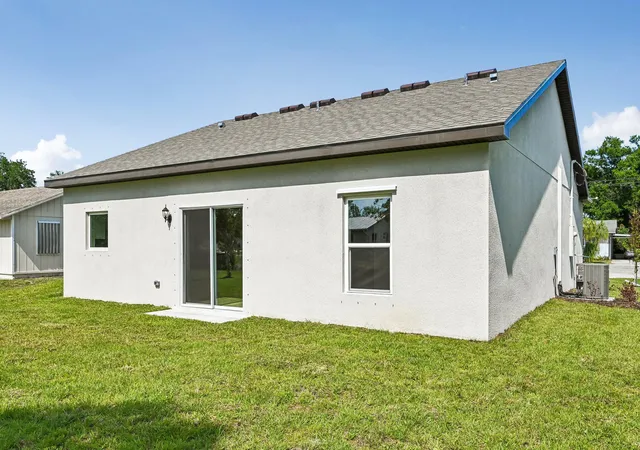 Photo 27 of Single family home for sale at 5808 Sunset Blvd, Fort Pierce, FL 34982 | MLS# B26031452 | Listing updated on 2026-10-01