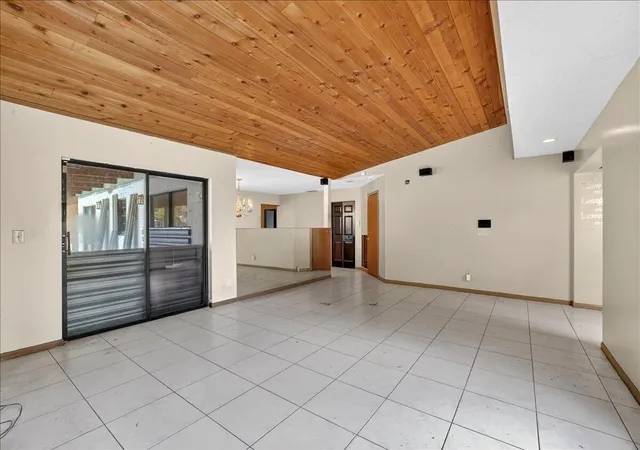 Homes for sale in Lauderhill, FL | 4240 Nw 74Th Ave, Lauderhill, FL 33319 | MLS# B26031530