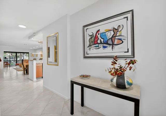 Homes for sale in Boca Raton, FL | 8310 Casa Del Lago #D, Boca Raton, FL 33433 | MLS# B26031579