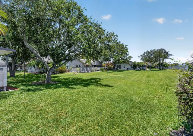 Photo 3 of House for sale at 3911 NW Cinnamon Tree Cir, Jensen Beach, FL 34957 | MLS# B26031632 | Listing updated on 2026-09-23